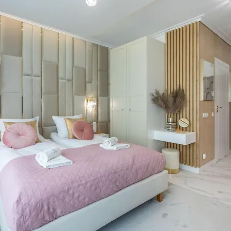 Daire Sonnige Am By Interhome Chorzemin